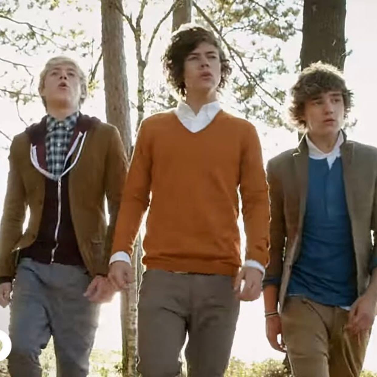gotta be you - so. uhh… i don’t really like this one…. why is it edited like that… idk guys. why are they all walking like that.. why is it so awkward and stiff…..