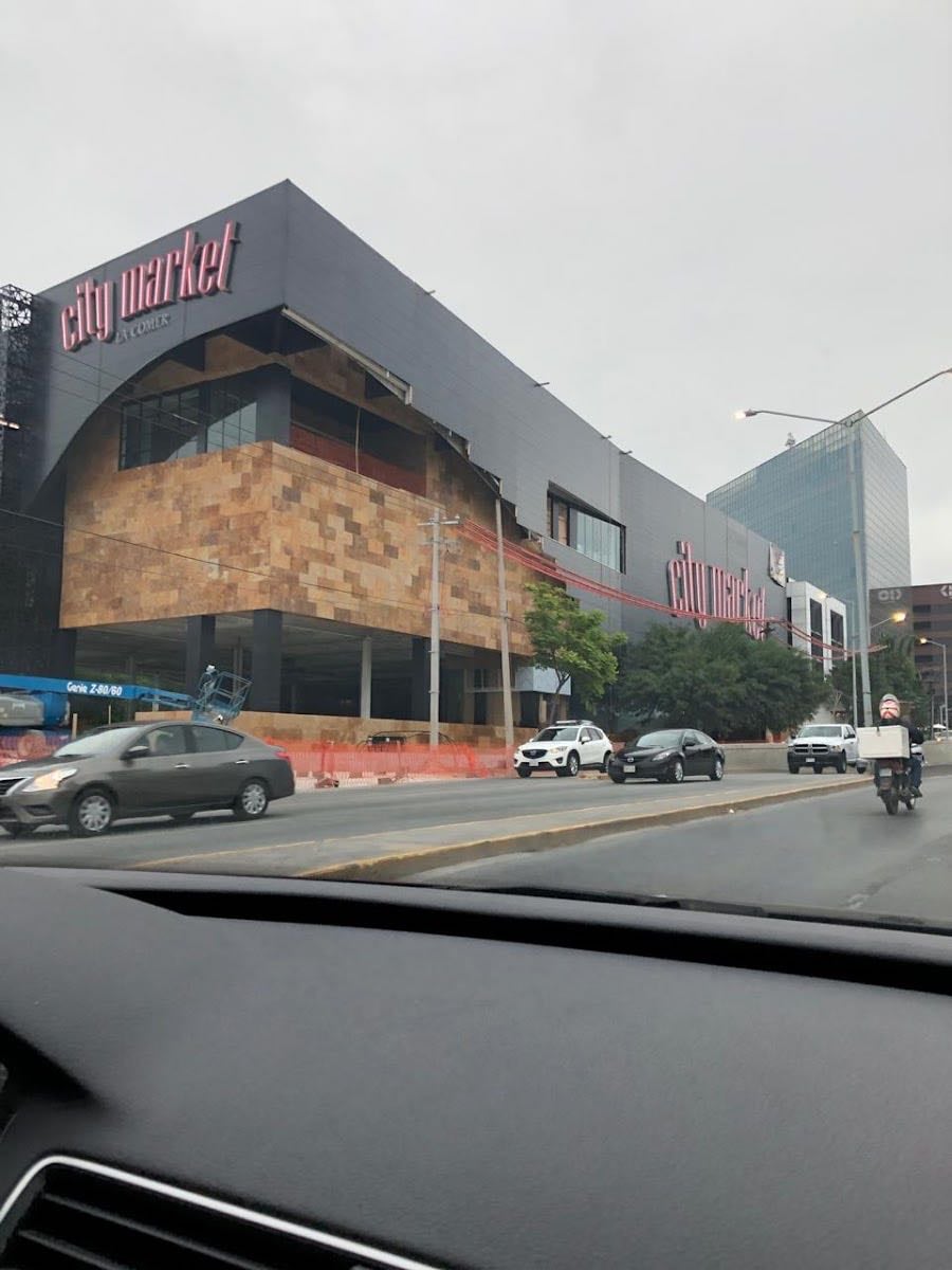 City market - Gomez Morín, frente a paseo san pedro, san pedro