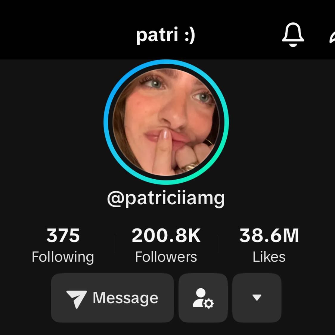 Patri π - @patriciiamg