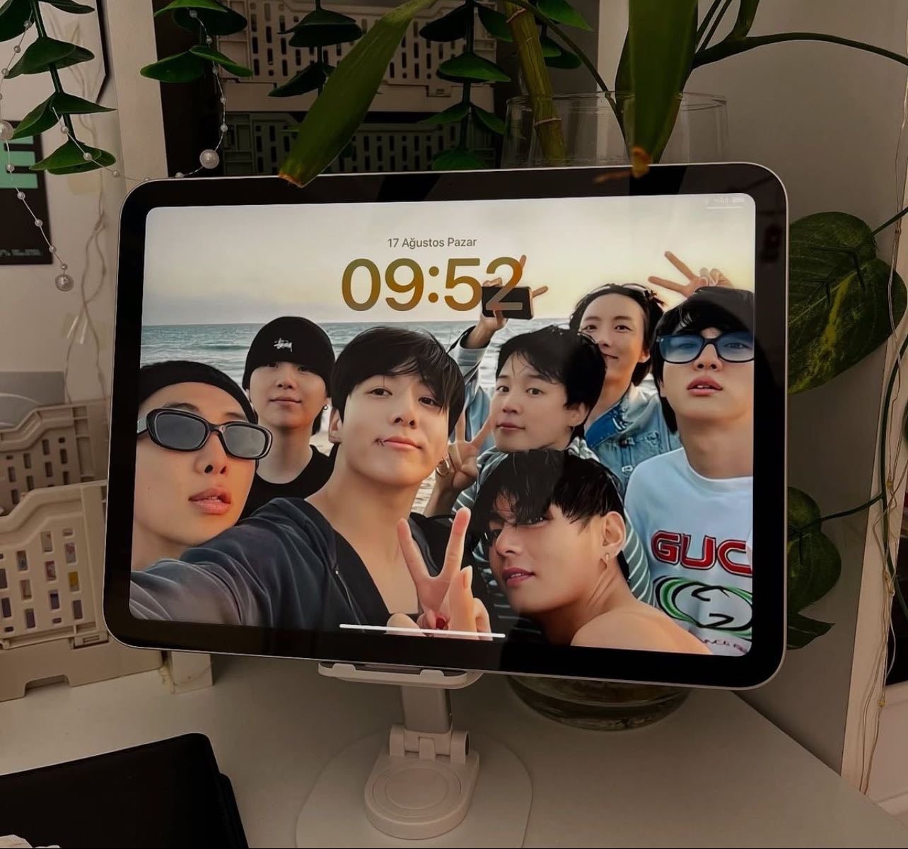 !! bangtan sonyeondan ⋆。°✩