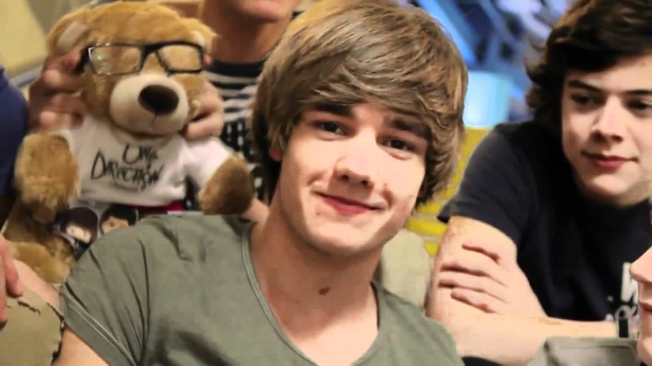 Liam Payne Being Adorable - YouTube