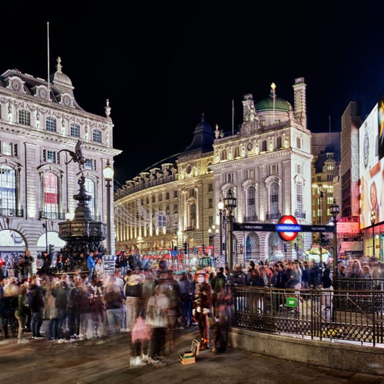 Piccadilly Circus