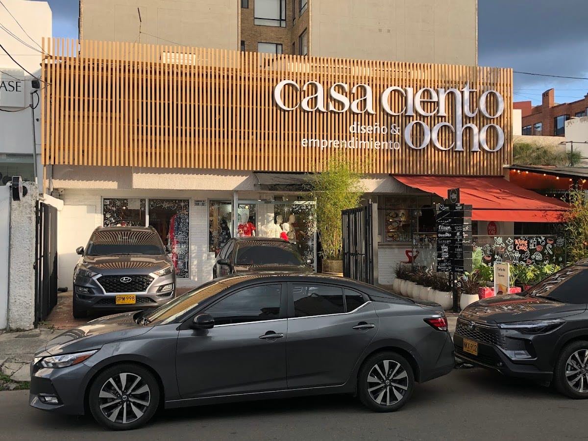 Casa Ciento Ocho - Compras, emprendimientos