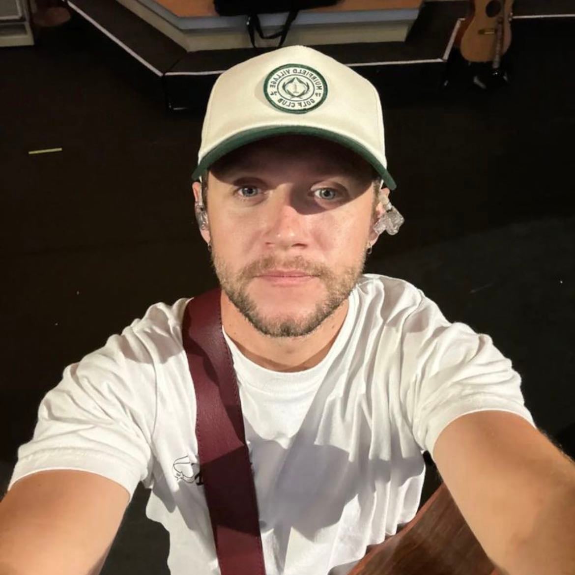 Niall✨ - I don’t even know what to say because whatever I say it will never be enough because you are one of my reasons why to stay.I love so so much and i hope i get to meet you one day🤞Your music was there when I was at my lowest.I will always be thankful for everything.I hope one day I will see you live(couldn’t go to tslot)
