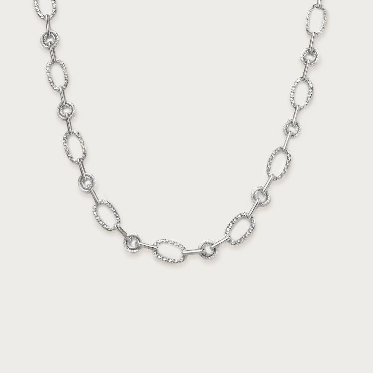 textured circle link necklace in silver - en route jewelry