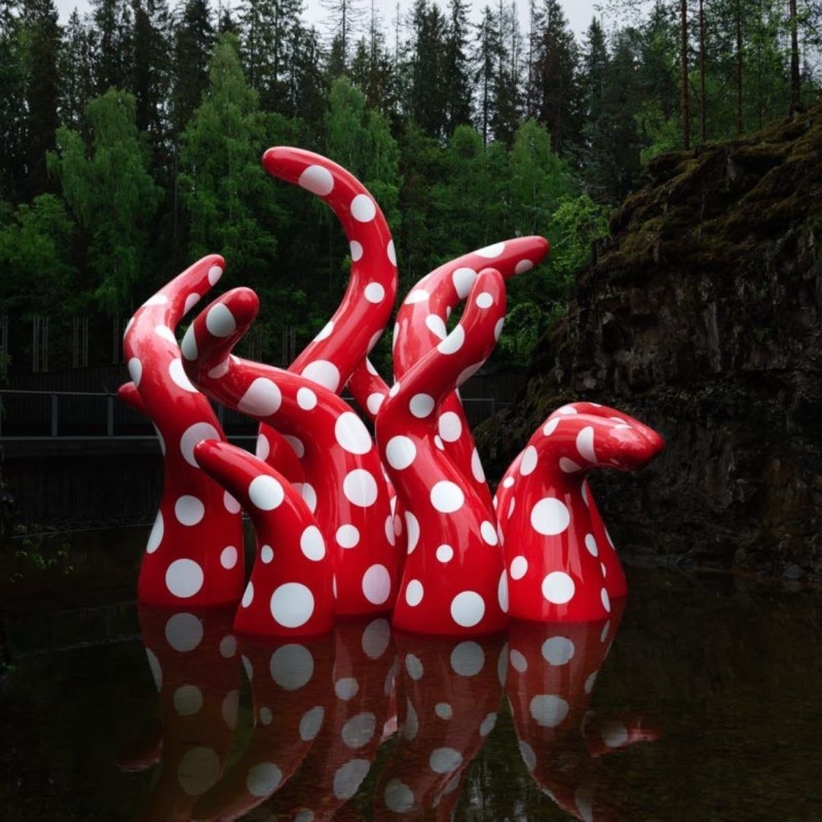 Yayoi Kusama - ่้ ๅฝ็