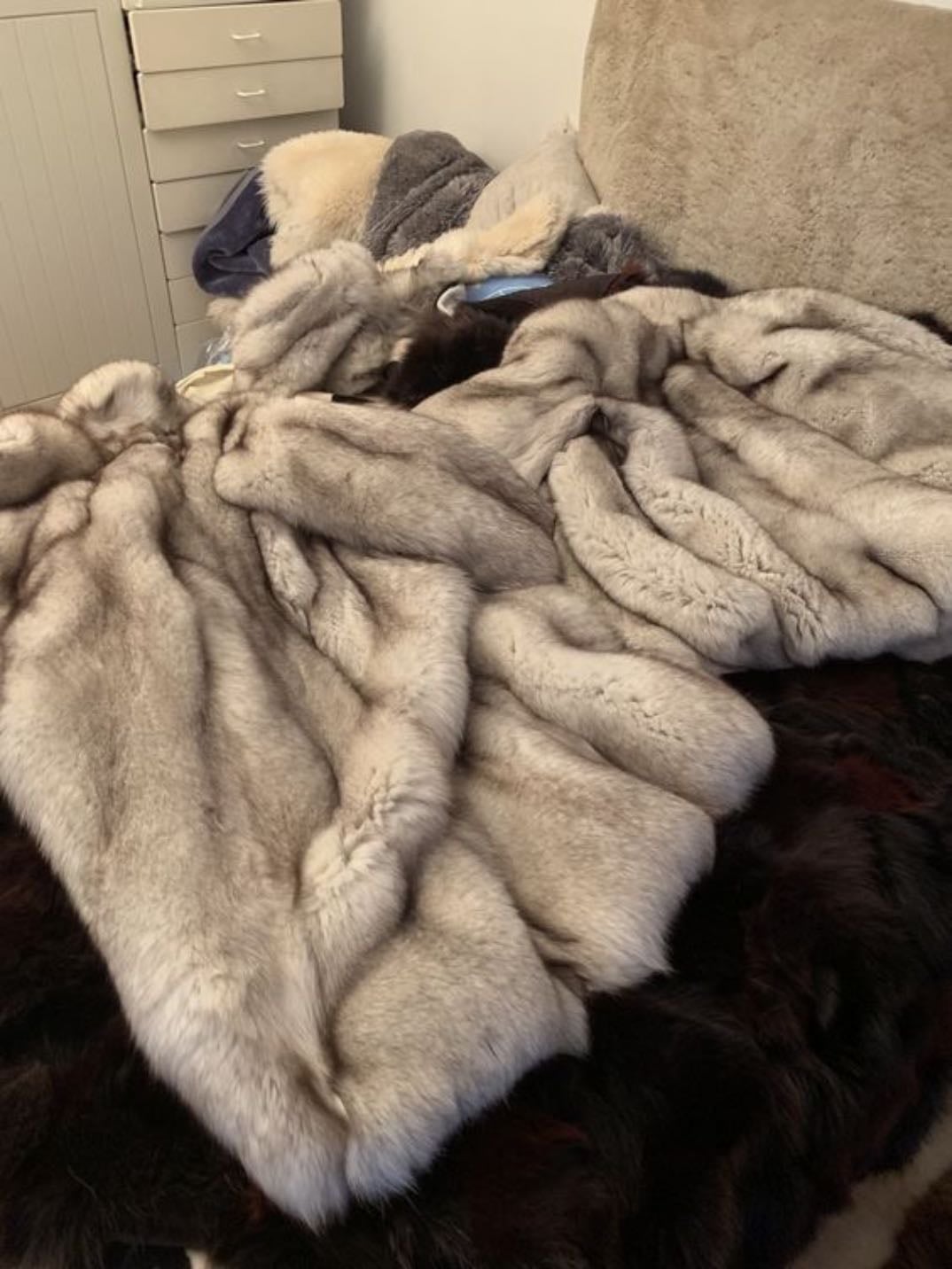 faux fur blanket