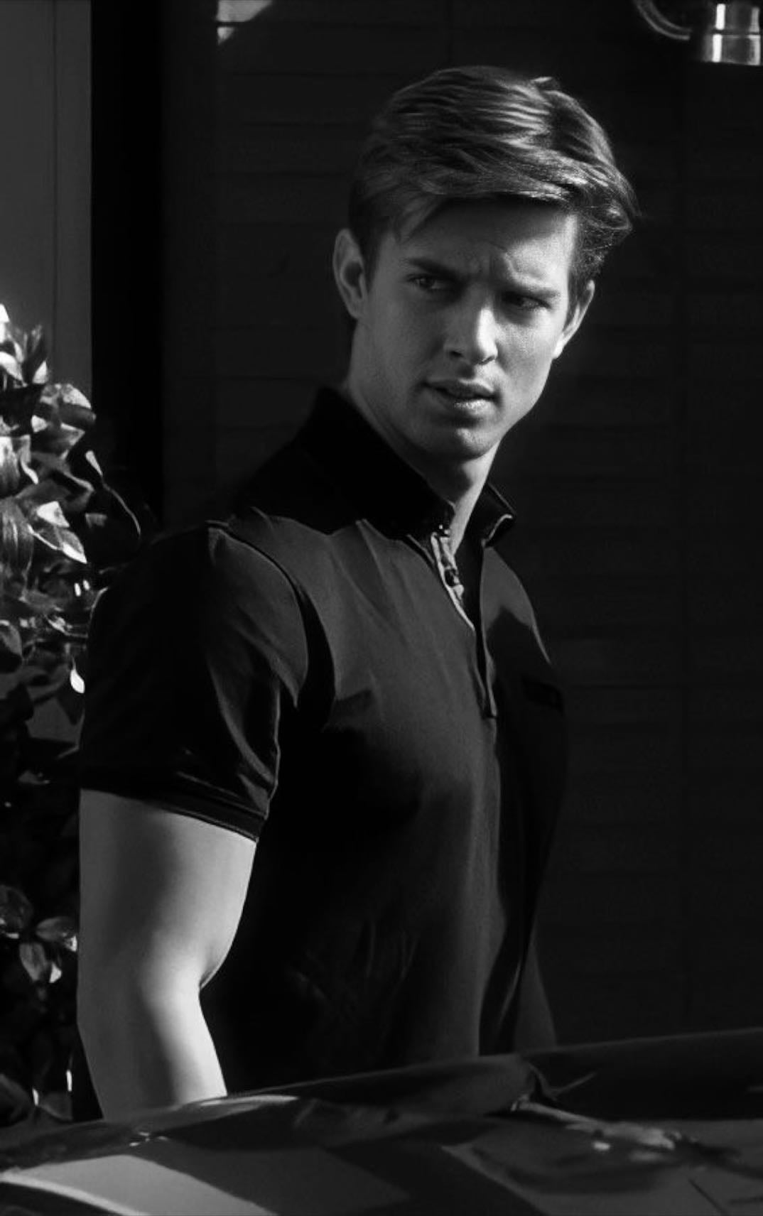 Drew Van Acker
