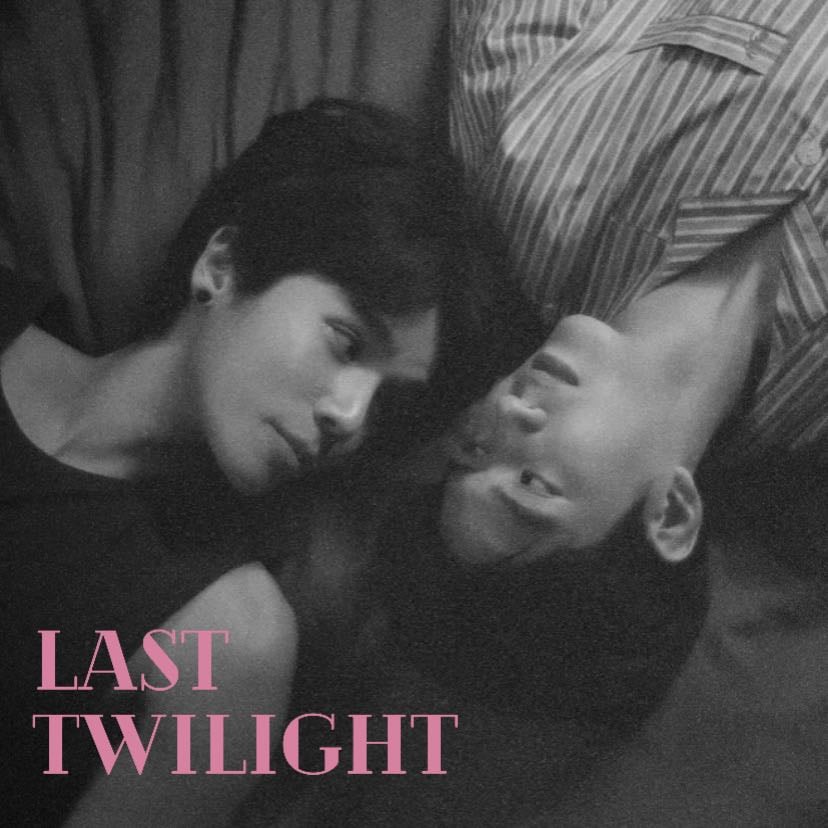 Last Twilight - Sea Tawinan Anukoolprasert, Jitaraphol Potiwihok • 2023
