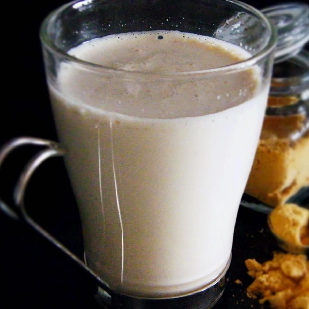 Milk with Ginger and Cardamom
