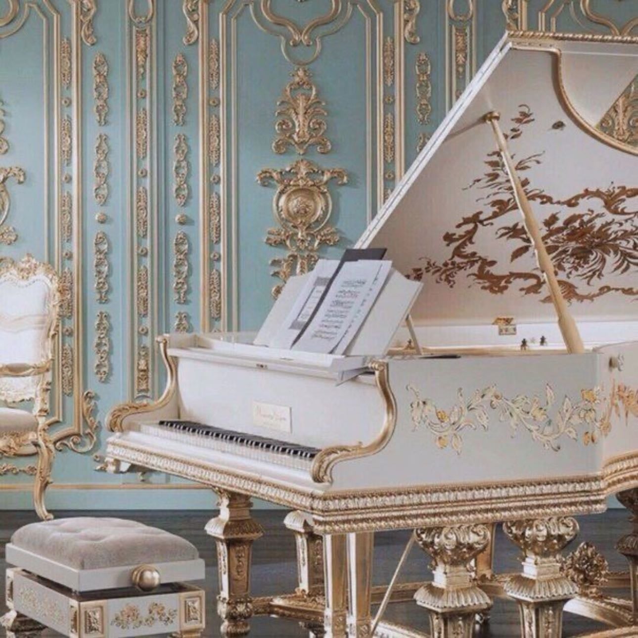 A white grand piano