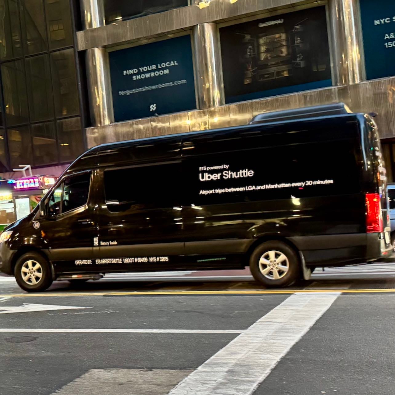 Uber Shuttle - JFK - Port Authority,Grand Central, Chinatown, Atlantic Centre