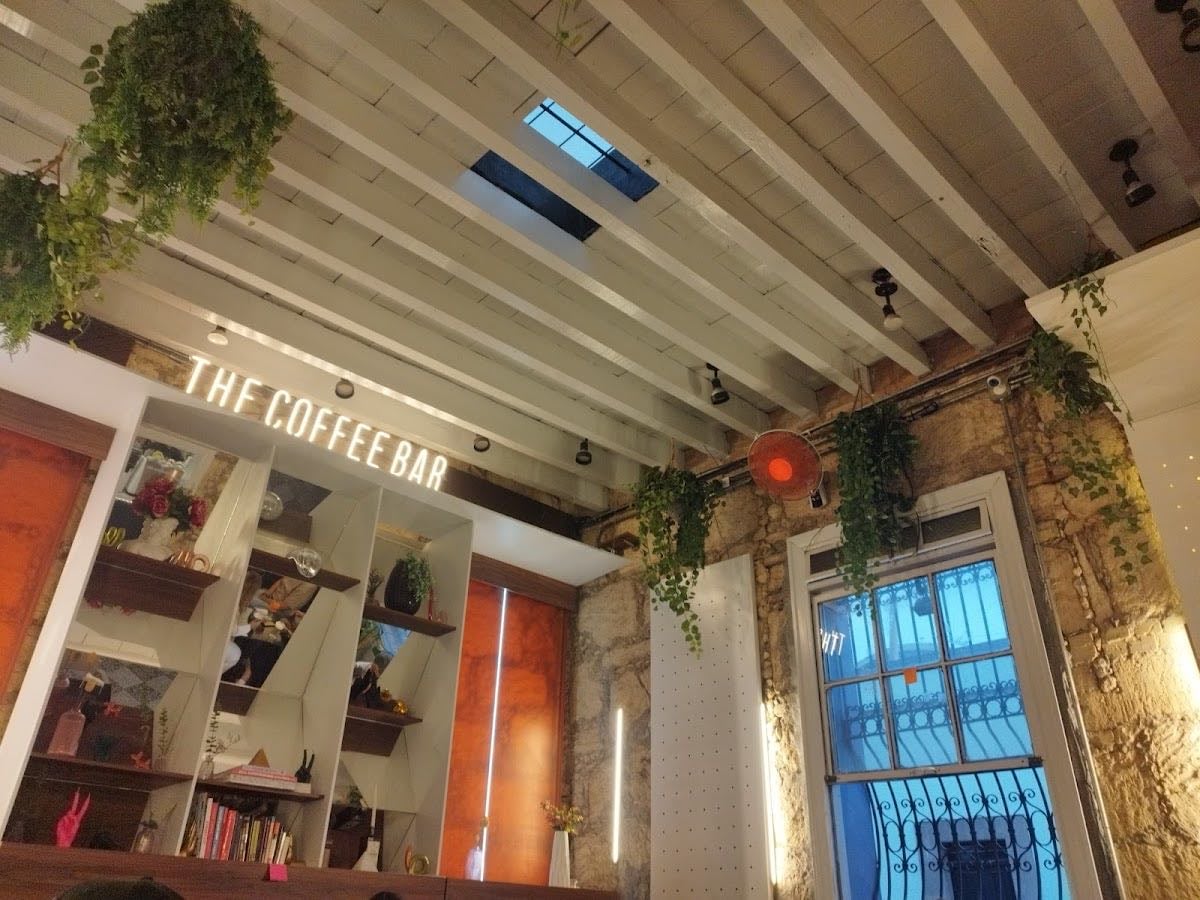 Monstera The Coffee Bar