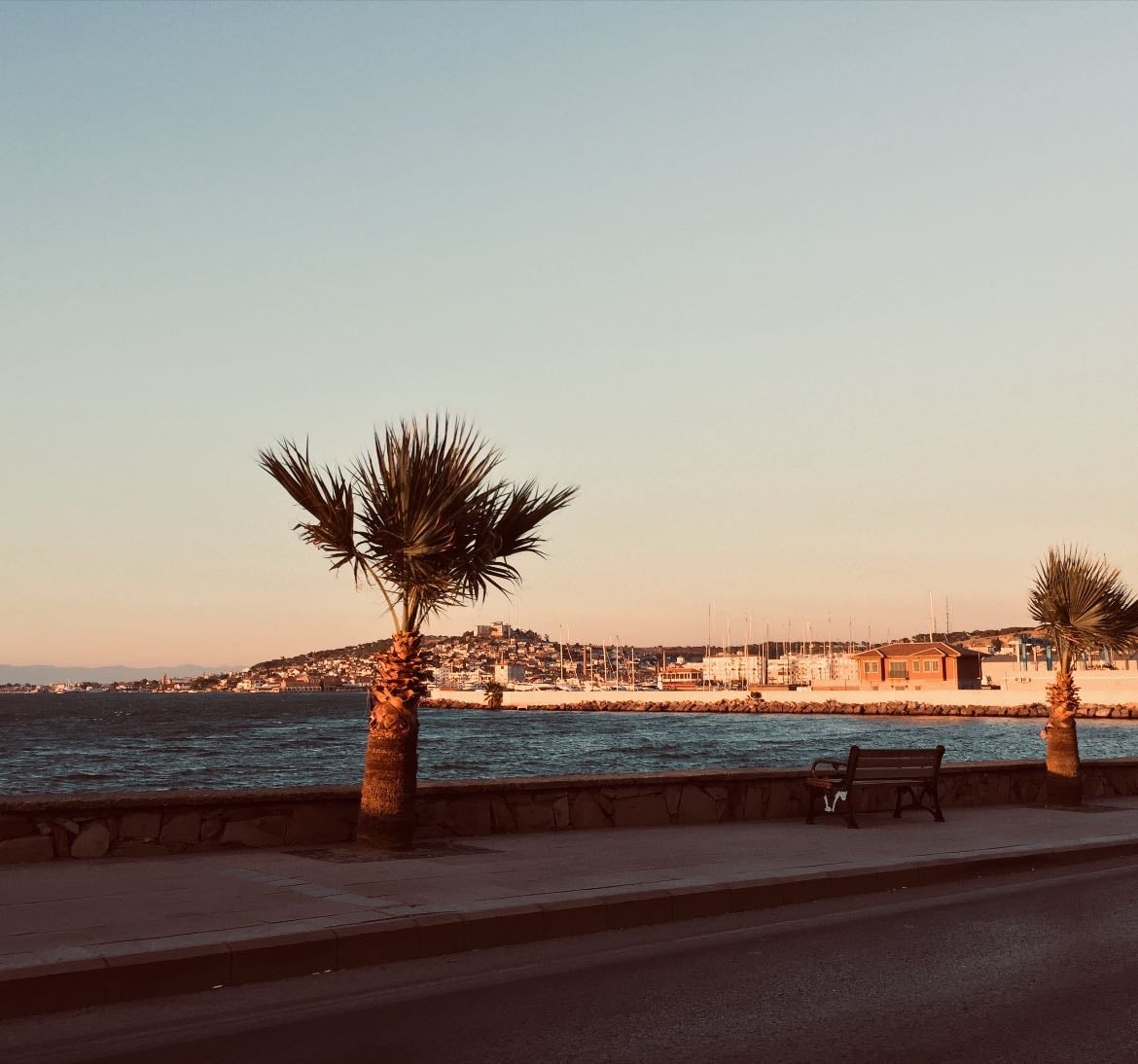 places to go ama yemek değil - Places hypelist by Defne Yücel