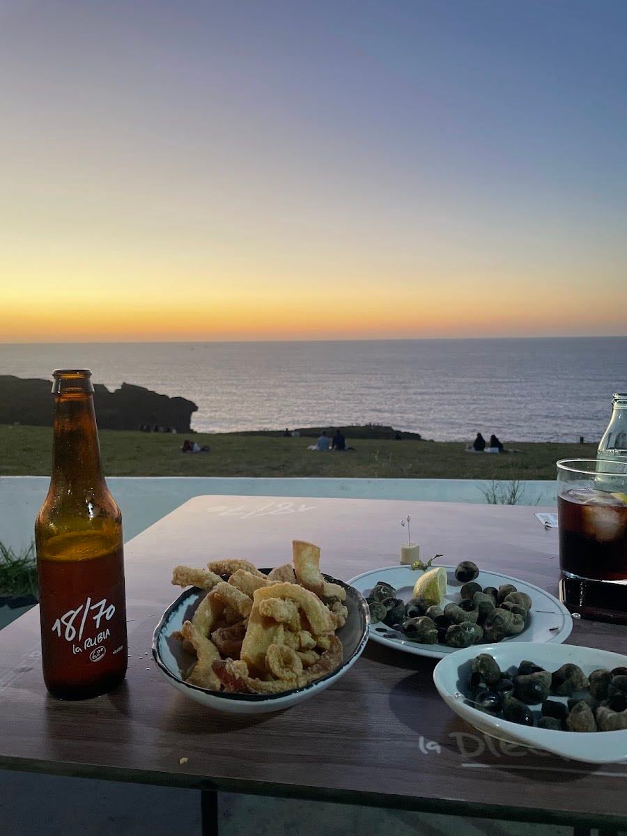 El Faro Café Bar