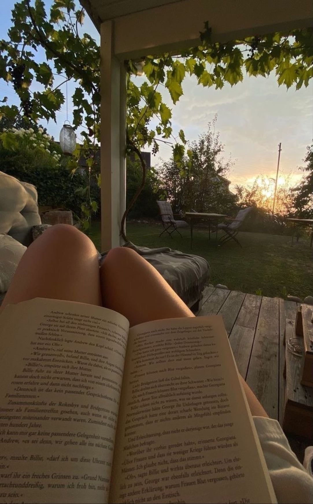 read 25 books โ ๐๐