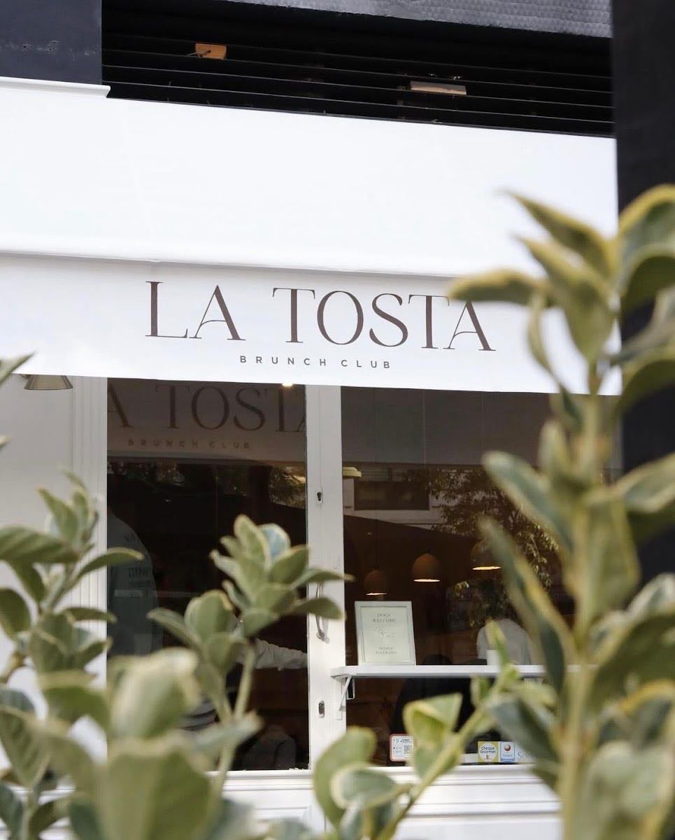 La Tosta Brunch Club