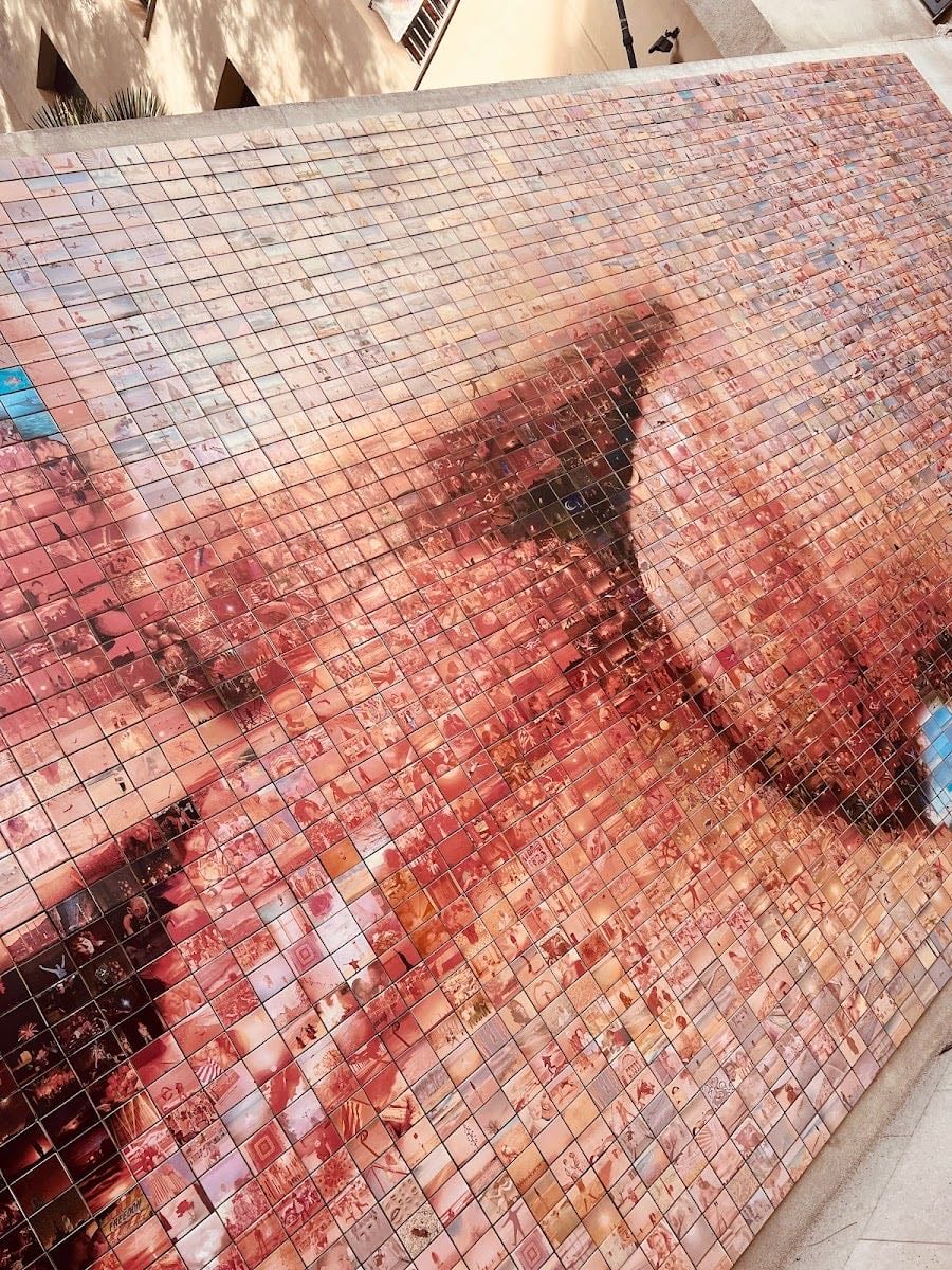 El mural del beso