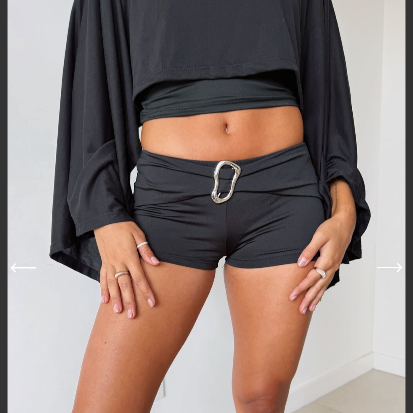Mini Short Bella - @praga_basics