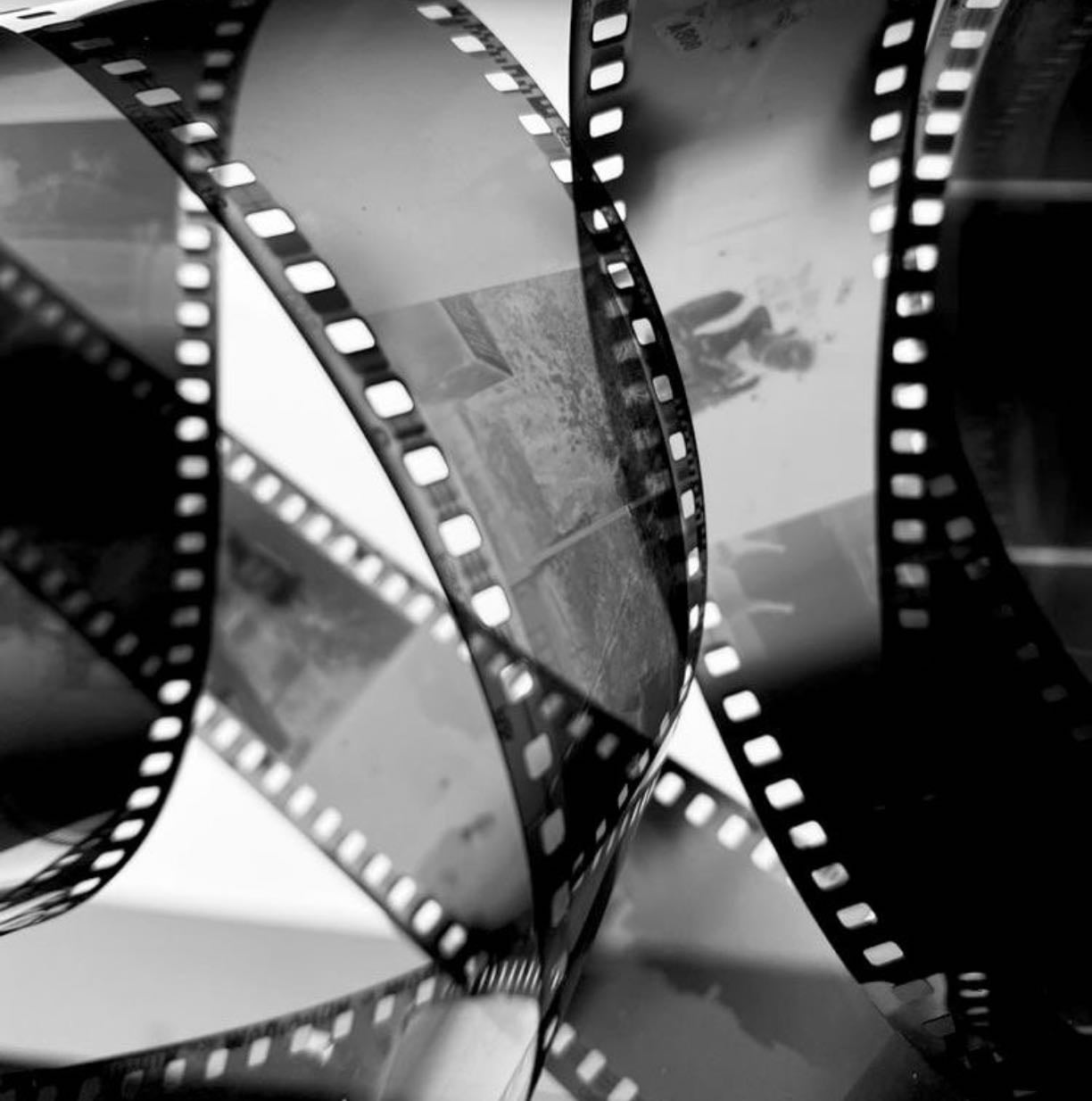 # old series/movies - Movies hypelist by 𝒈𝒖𝒂𝒅𝒂.