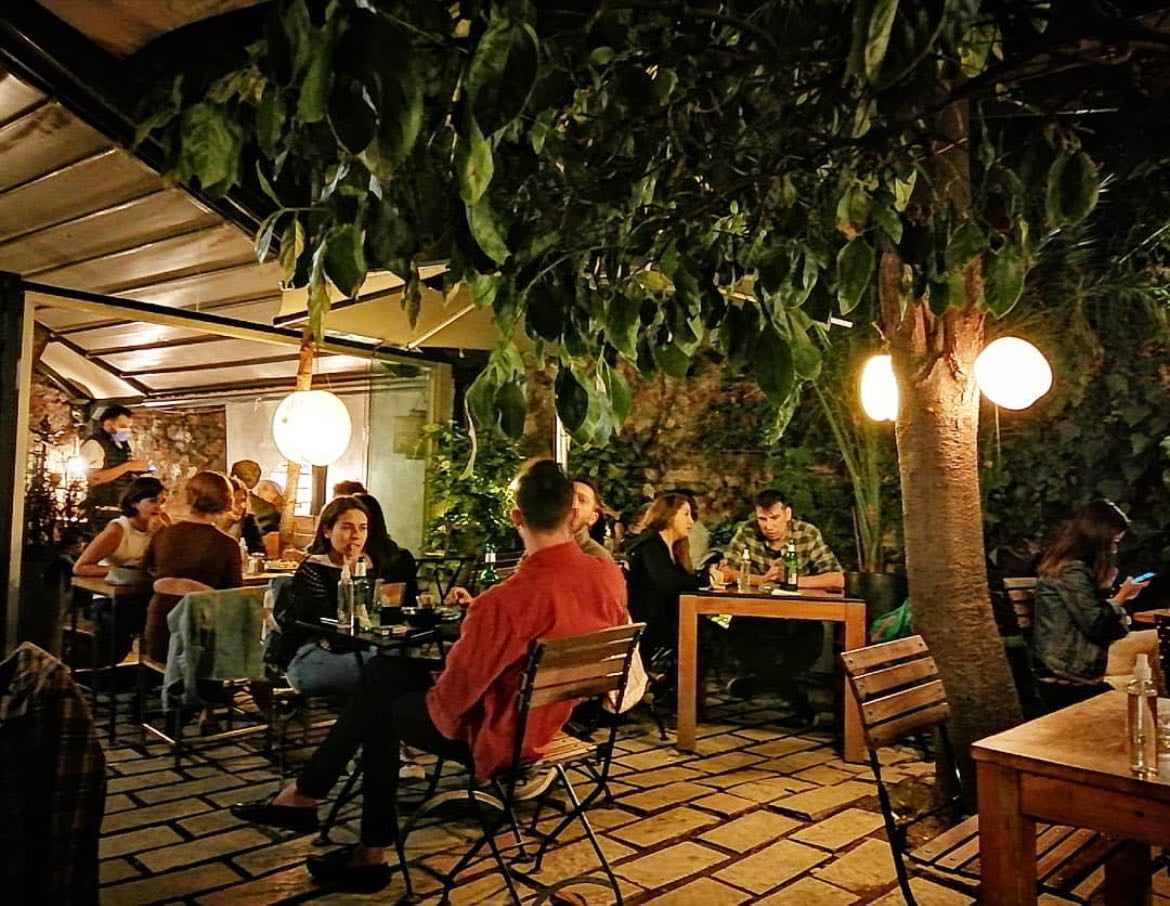 Limonlu Bahçe