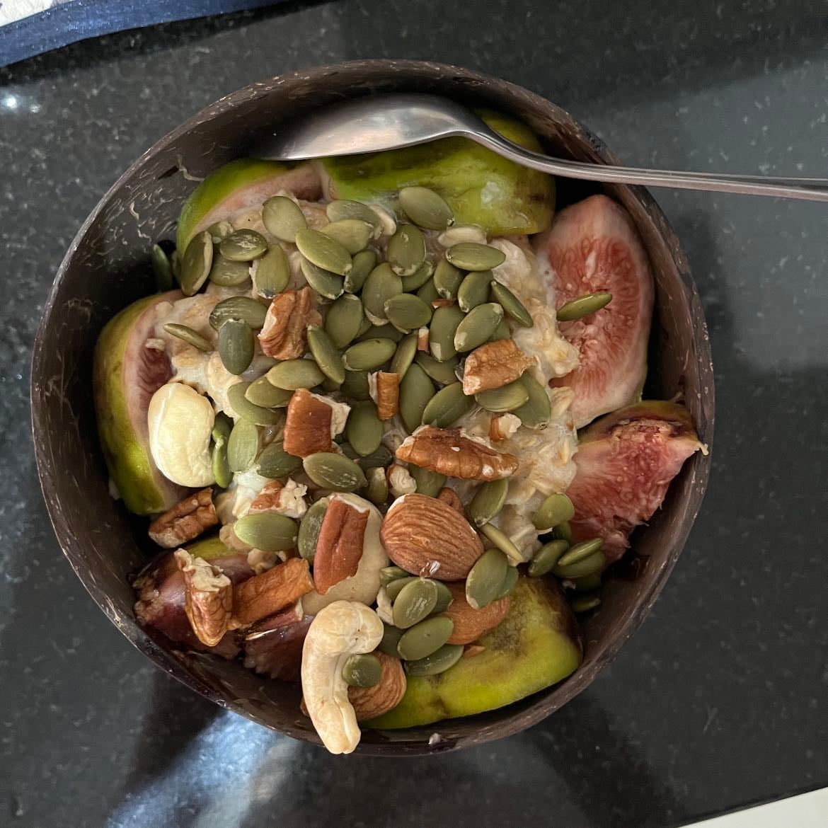 Figs grapes oats