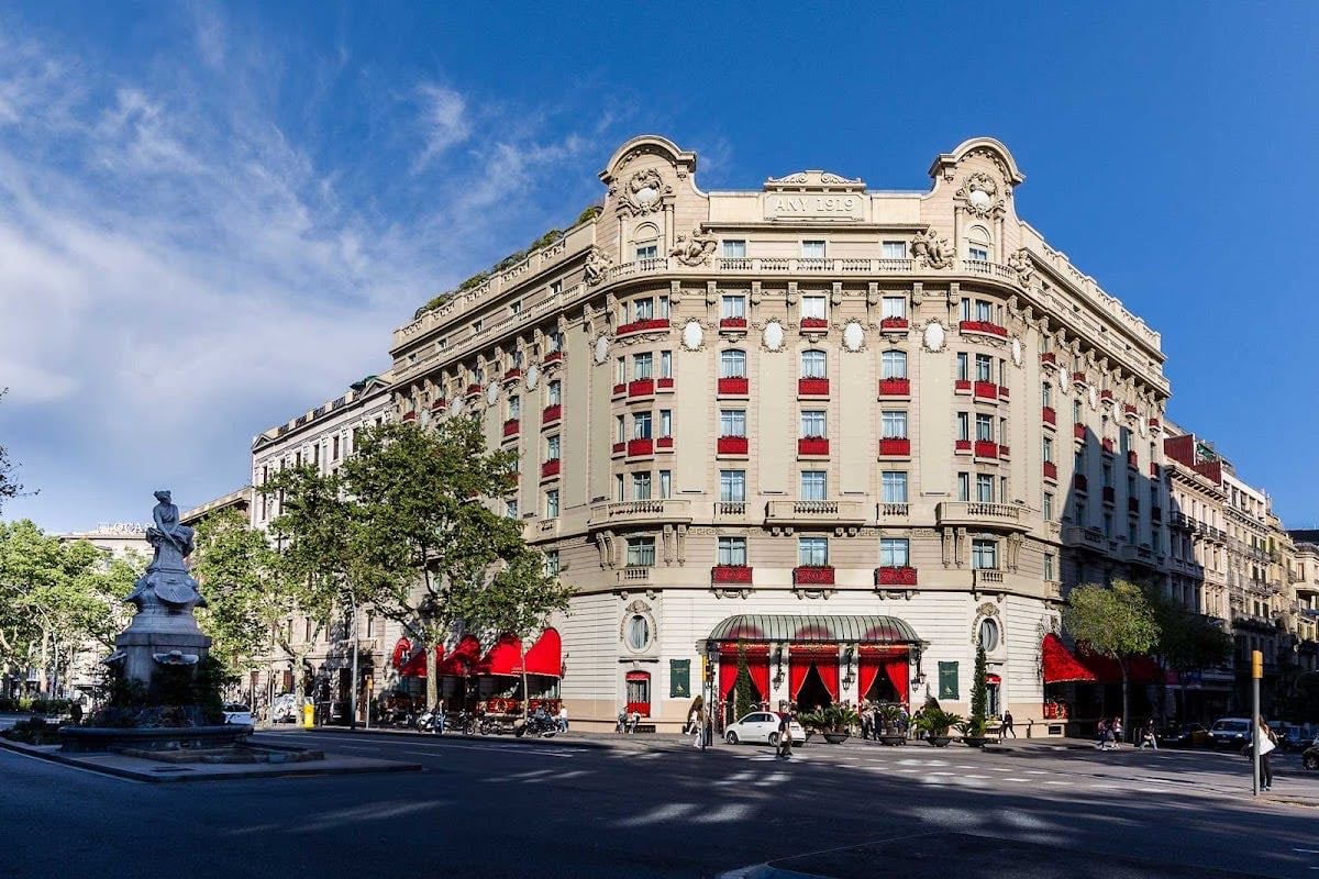 El Palace Hotel