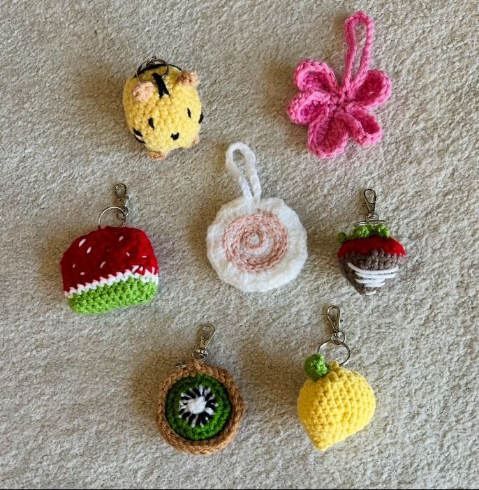Crochet patterns ( w/ links)