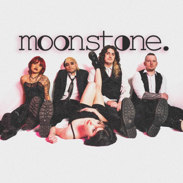 moonstone. - Album 路 moonstone.