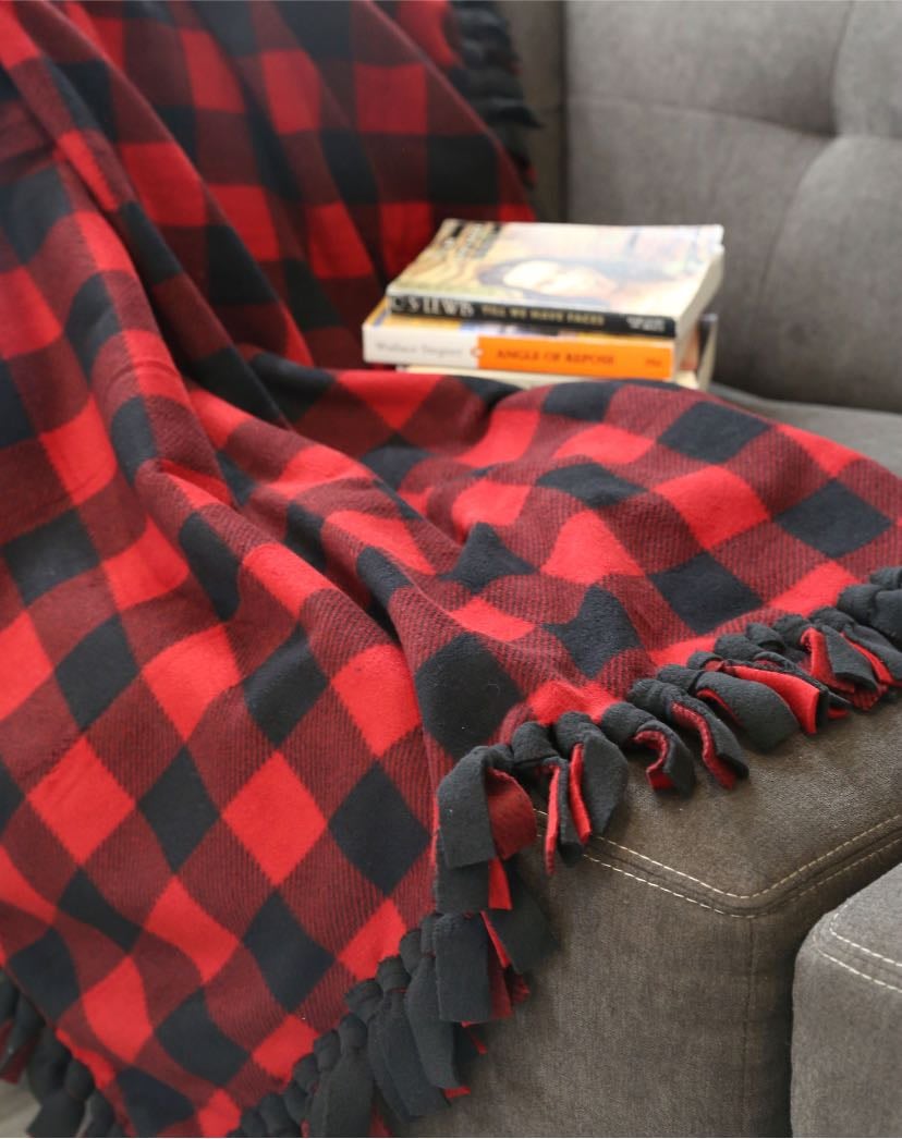 make a tie blanket
