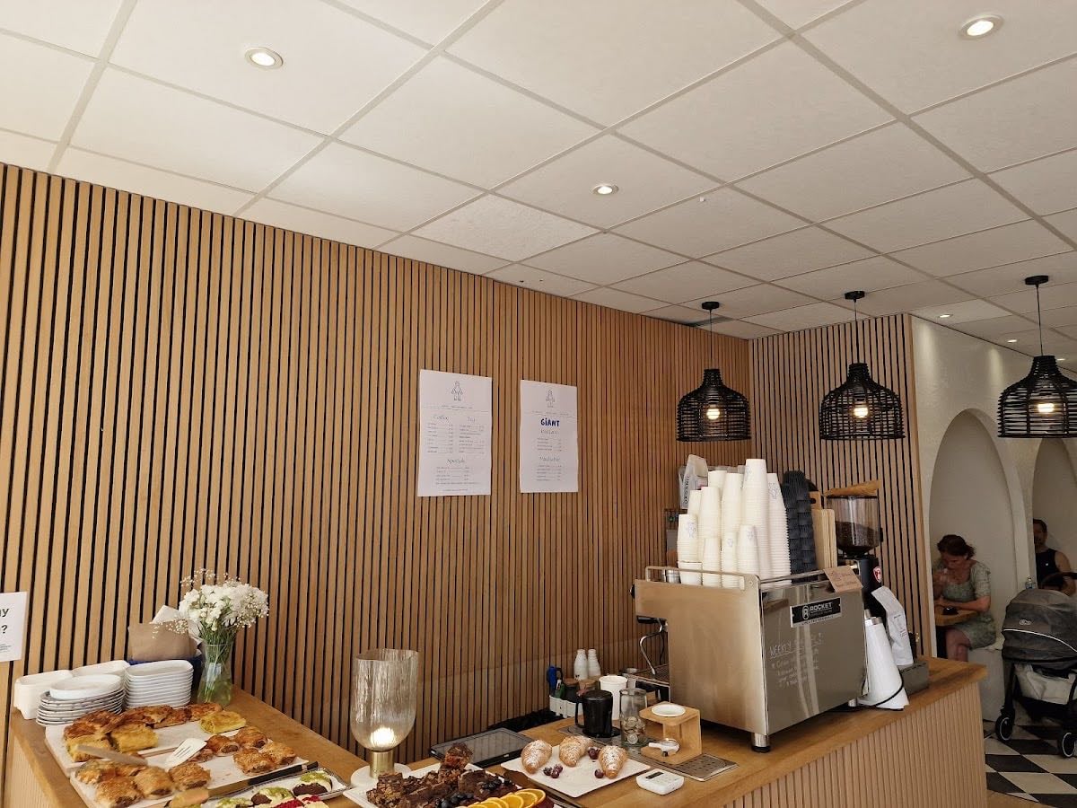 Giant Coffee House - BROADSTAIRS