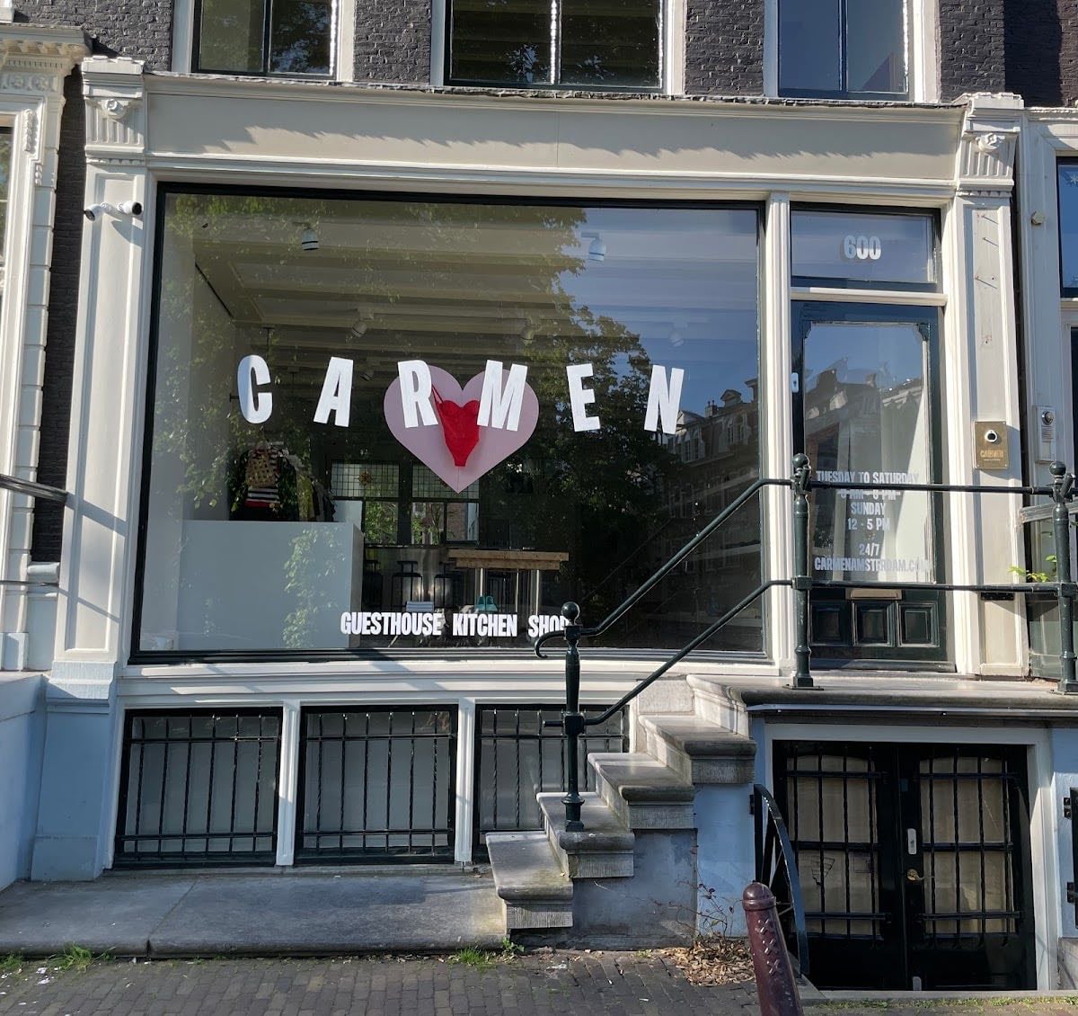 Carmen Amsterdam - café