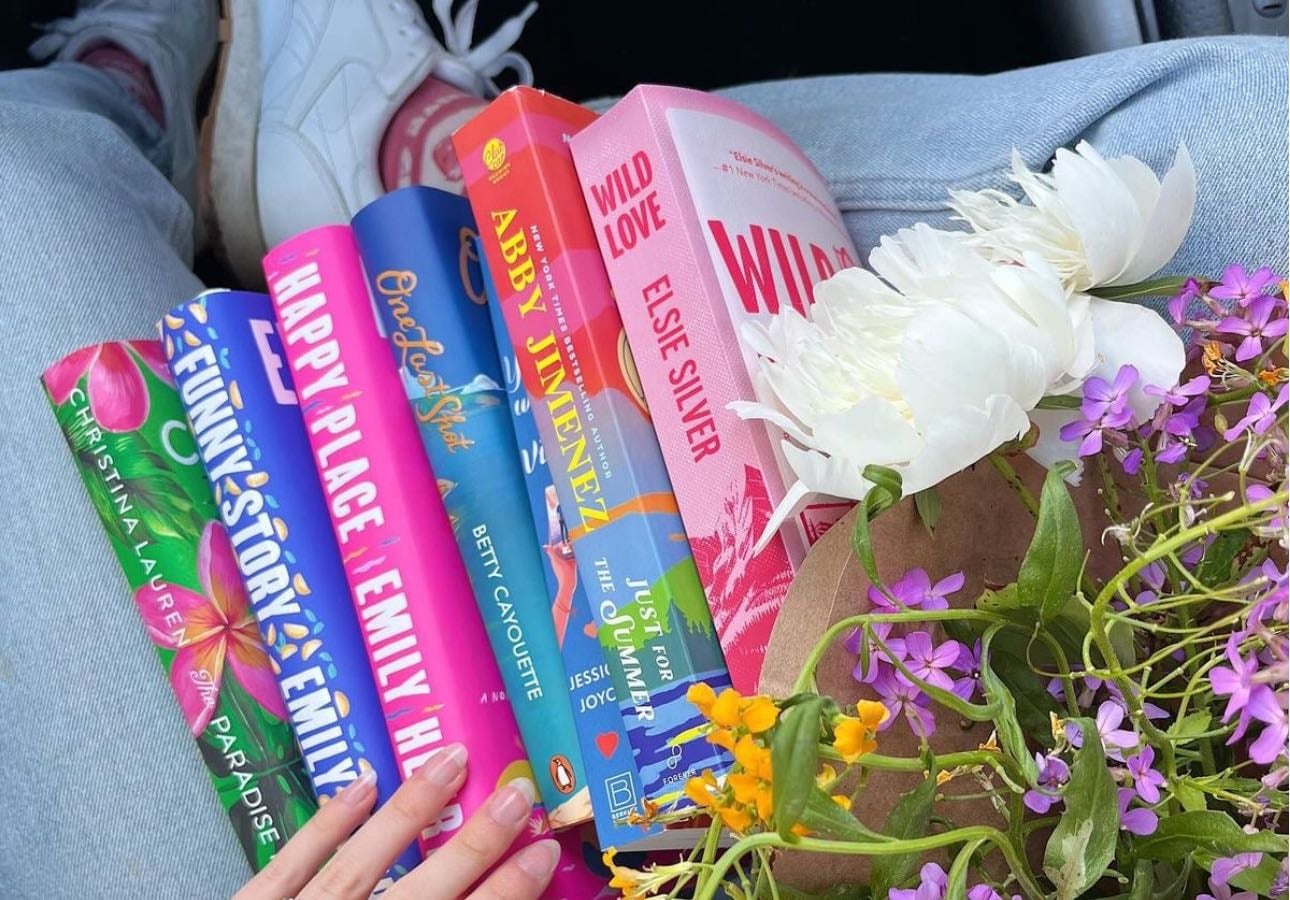my physical tbr π - Books hypelist by taylor π©·πͺ©π©·