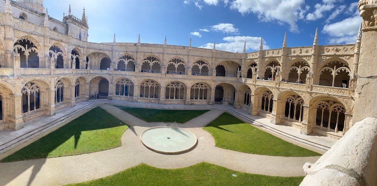 Jerónimos Monastery - по рекомендаціях треба приходити з самого ранку