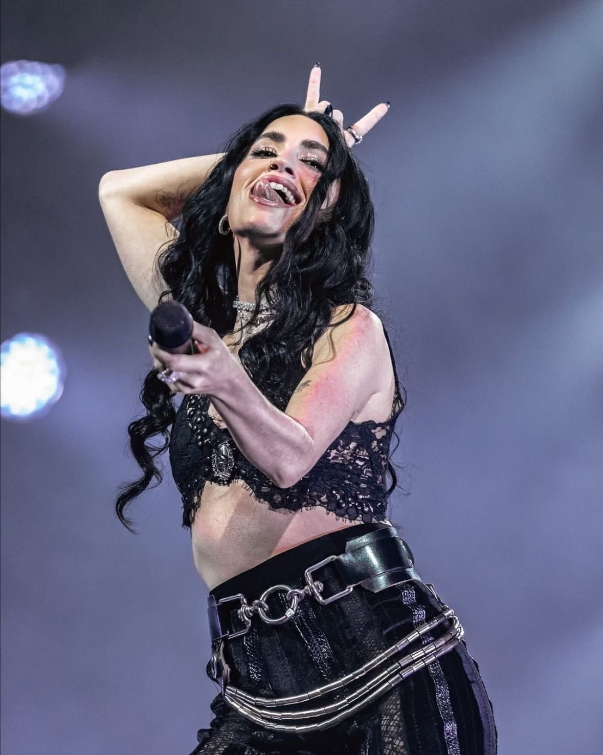 peinado con ondas lali