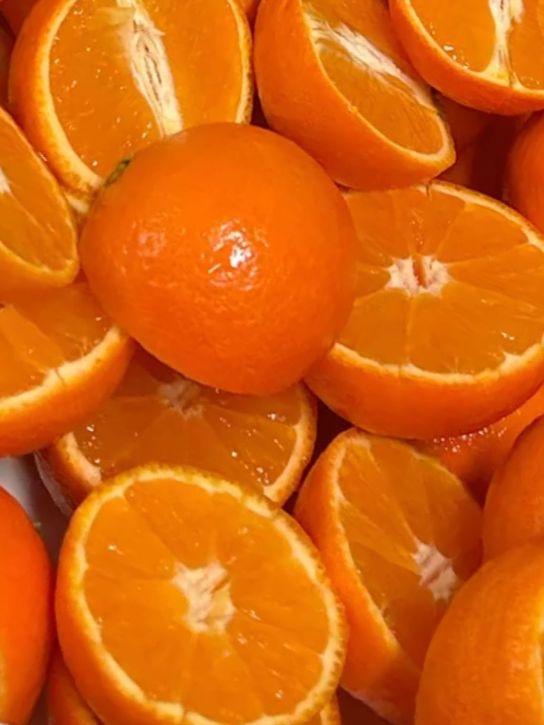 oranges - red orange juice is better tho