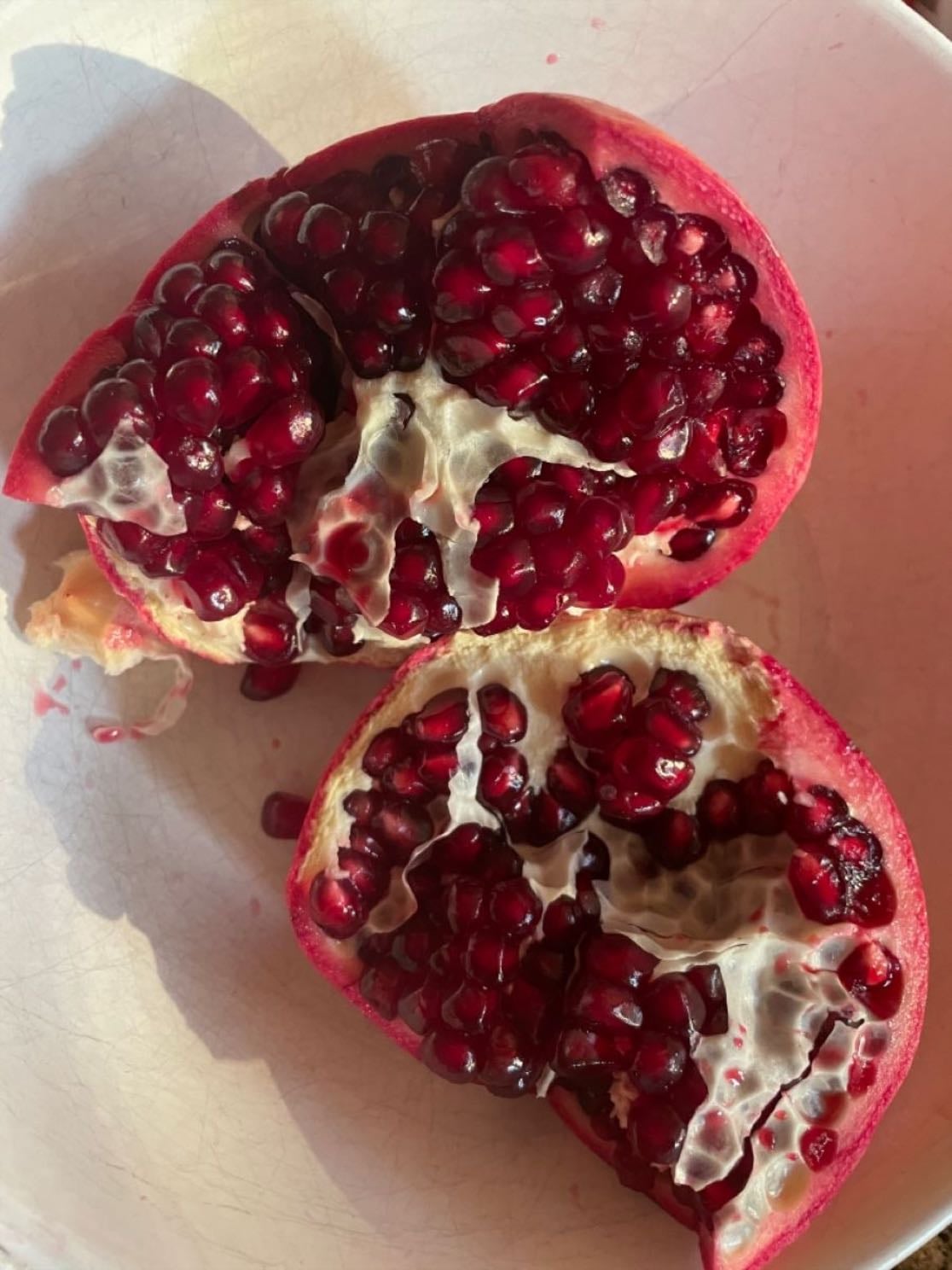 pomegranates - oh, how i love them