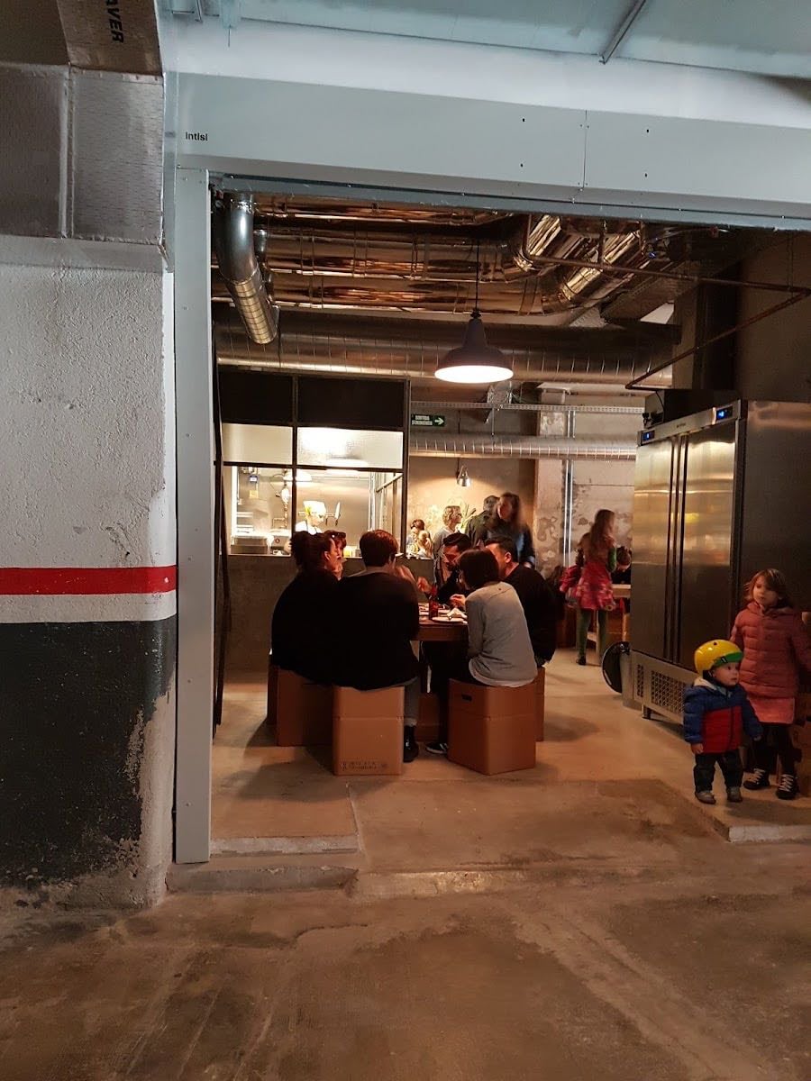 Parking Pizza - Parking Pita - many locations | 10/10 neapolitan pizza