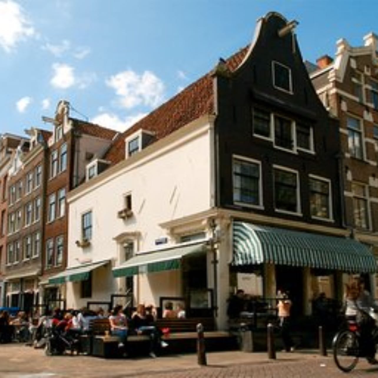 Café Winkel 43 - Best apple pie I’ve ever had