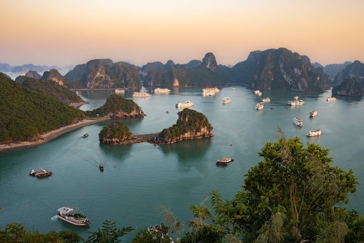 Hạ Long Bay - Vietnam