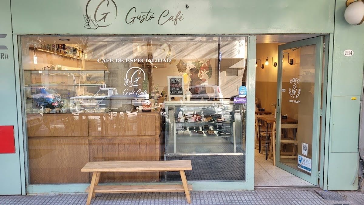 Gusto Café