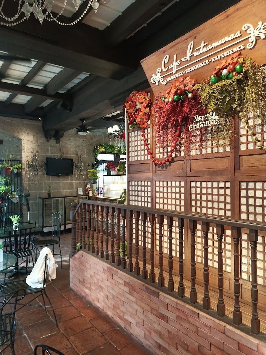 Cafe Intramuros