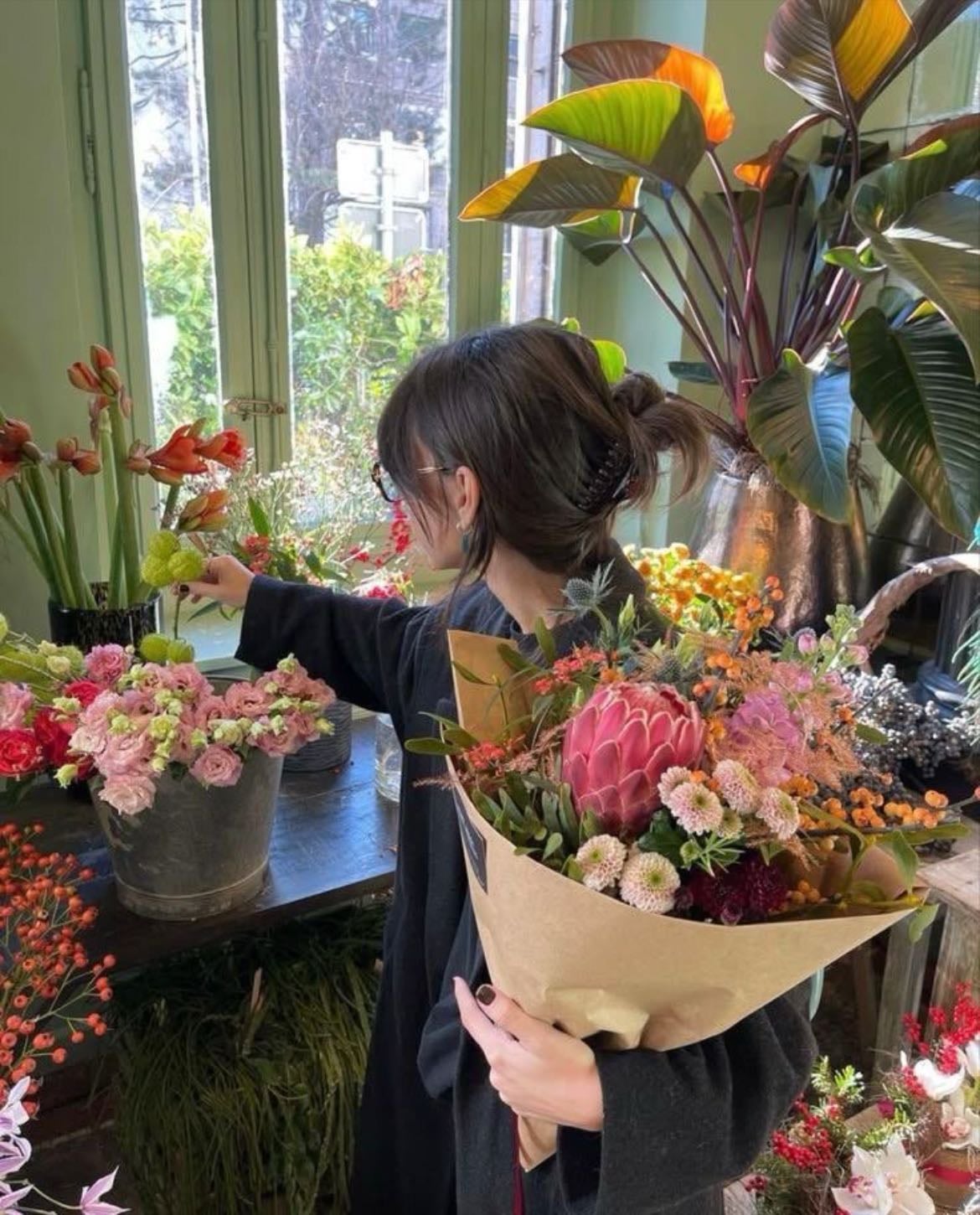 Admiring - Flowers, the natural world, the sky, stars, the arts, the sea, and perhaps one day I'll be sitting in the ocean with a bouquet of flowers from my beloved one. I love feel existing in this beautiful world and feel belonging.