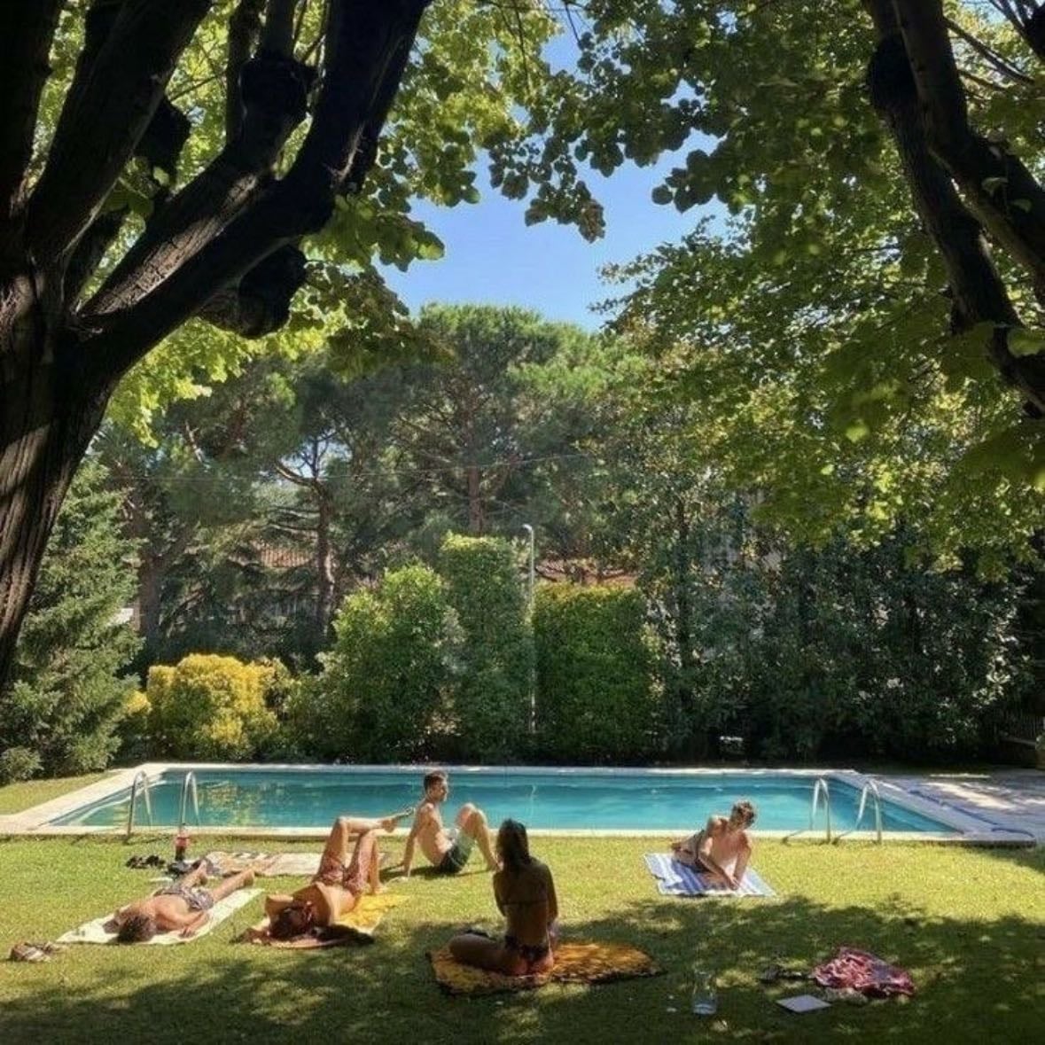 piscina - viviría todo el año en verano para estar ahí siempre