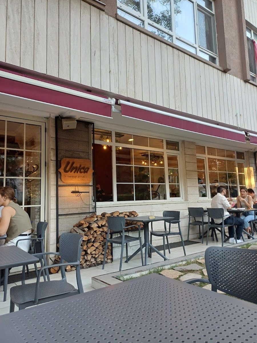 Unica ekşimaya pizza