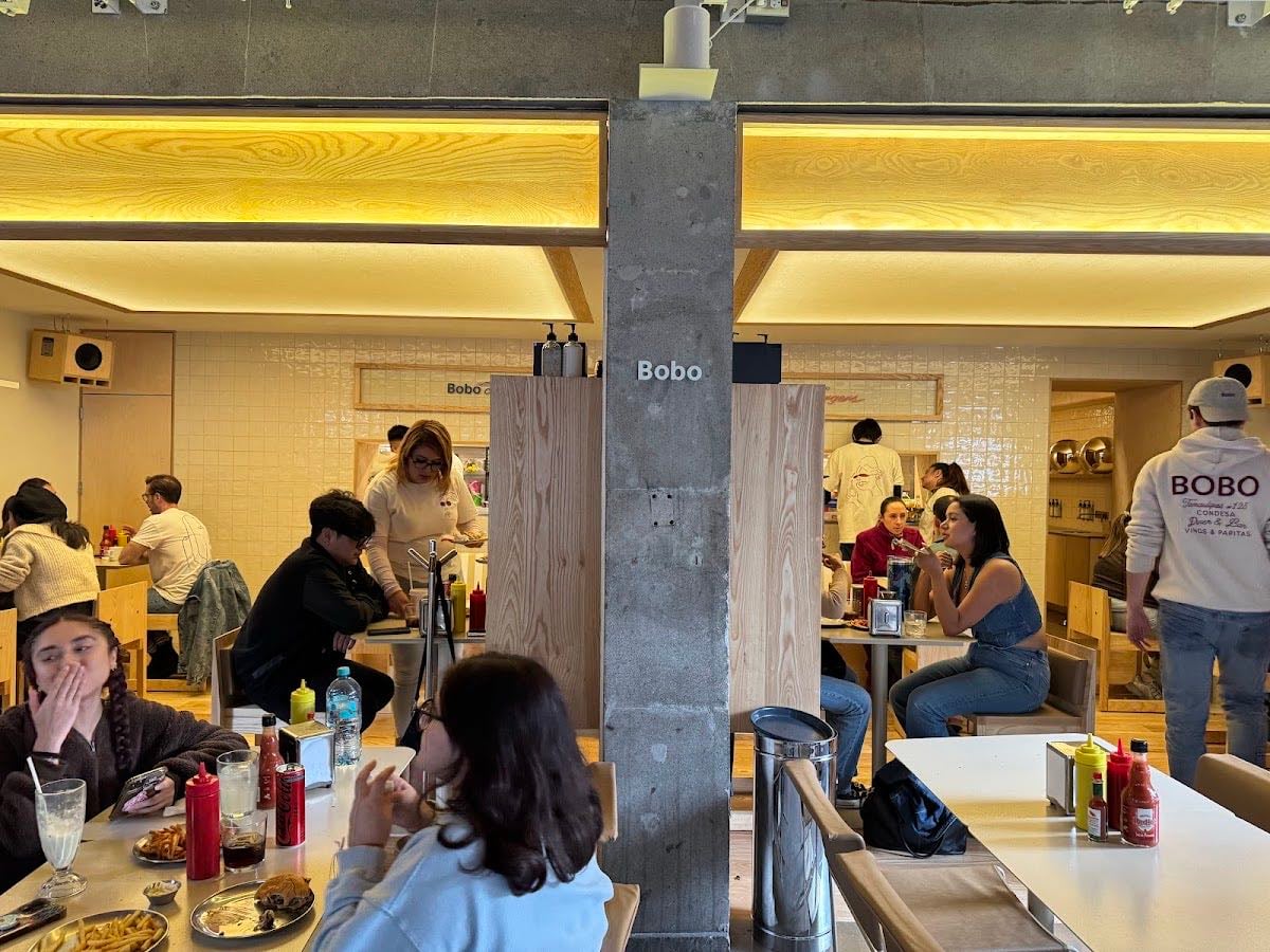 Bobo Café
