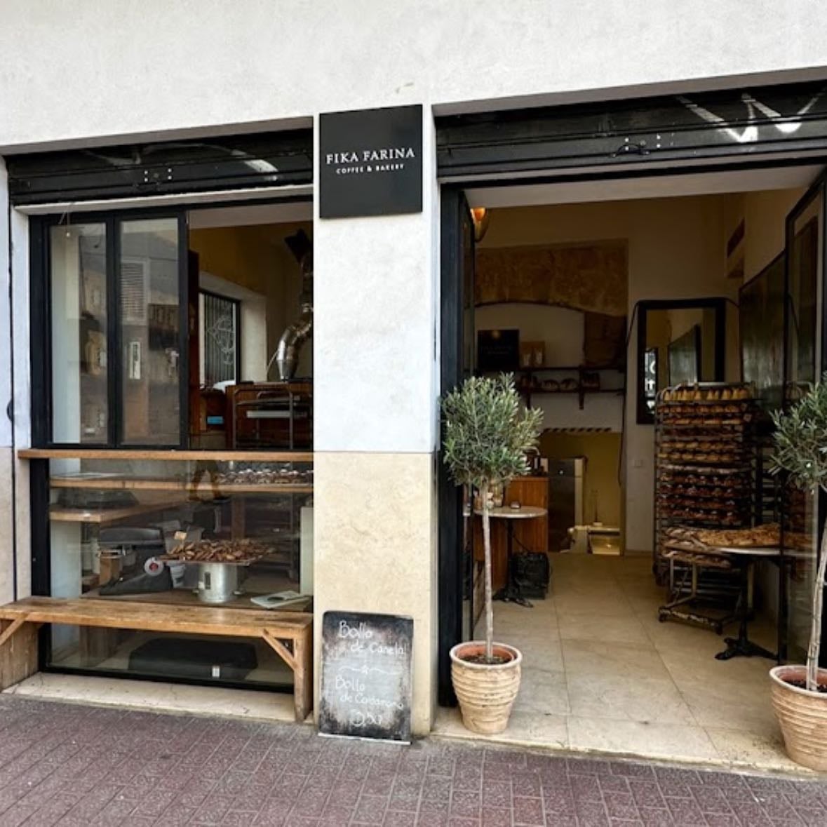 Fika Farina coffee and bakery
