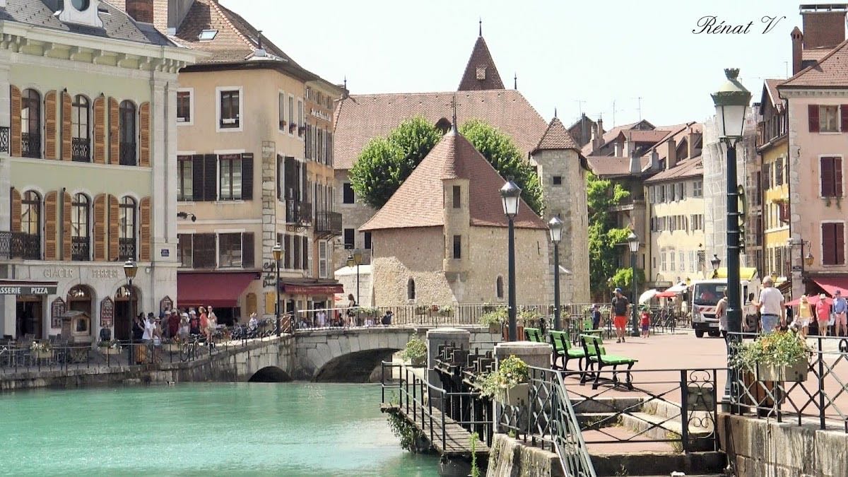 Tourist Office of Lake Annecy