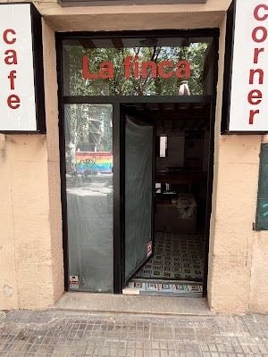 La Finca Corner