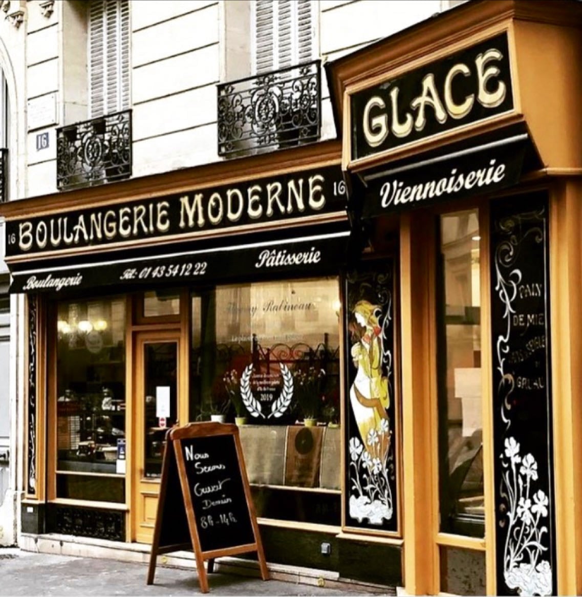 BOULANGERIE MODERNE - Really good flan